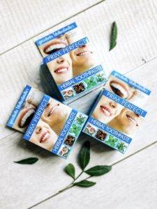 ⁦معجون أسنان لتبييض الأسنان بشكل طبيعي Prim Perfect Plus⁩ - الصورة ⁦3⁩