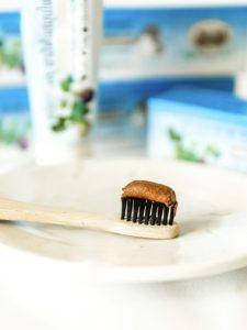 ⁦معجون أسنان طبيعي مصنوع من المانجوستين Abhai Herb⁩ - الصورة ⁦2⁩