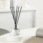 ⁦Hanky Reed Diffuser Four Seasons Hotel Collection⁩ - الصورة ⁦3⁩