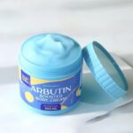 ⁦Arbutin Booster Body Cream 500 ml⁩ - الصورة ⁦6⁩