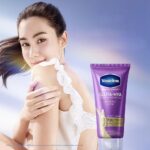 ⁦Vaseline Healthy Bright Gluta-Hya Serum Spotless Glow 300 ml⁩ - الصورة ⁦5⁩